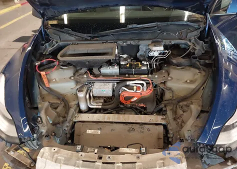 2021 Tesla Model Y Long Range Dual Motor All-Wheel Drive z USA, uszkodzony, nr VIN 5YJYGDEE5MF099836